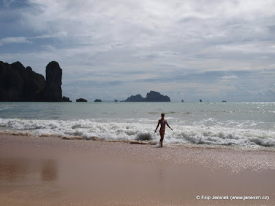 Koupani na muslickove plazi Ao Nang