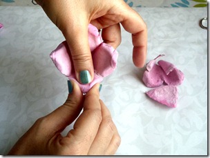 tutorial rose di cartone uova-11