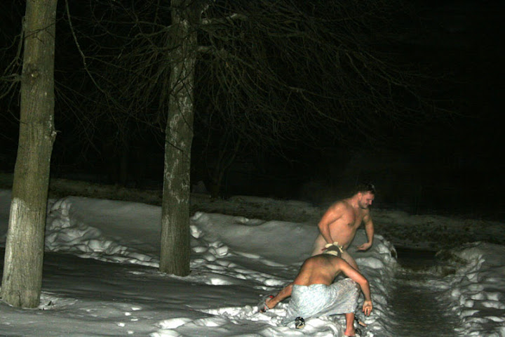 http://lh6.ggpht.com/_JARBWsZezUU/S5OkGCByyUI/AAAAAAAAAXQ/GnkwghcYMnA/s720/mi-an.jpg