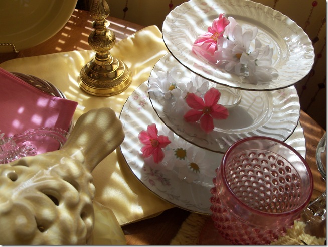 pink and yellow table 024