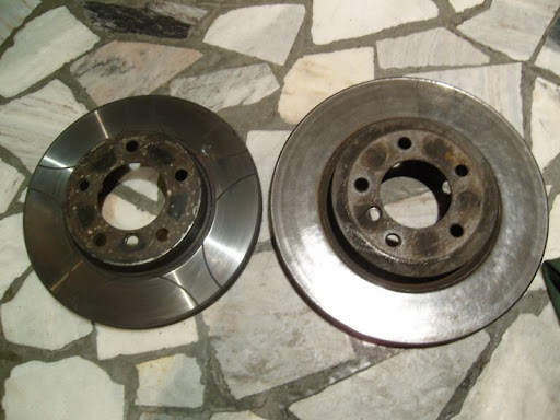 Comparision of E36 325i front brake disc stock E46 330i front brake disc