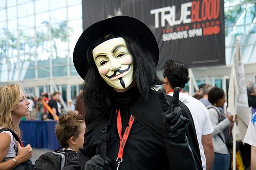 [Vendetta_Cosplay_Comic-Con[2].jpg]