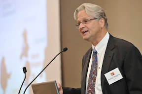 Featured speaker Sandy Wiggins, e3bank.
