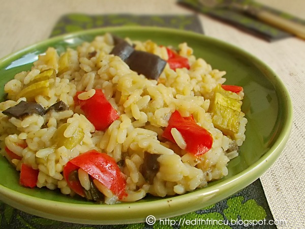 [orez cu legume 1[5].jpg]