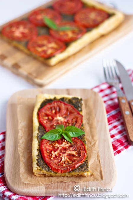 tarta cu rosii si pesto