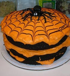 [halloween-cake-decorating-spiderweb[3].jpg]