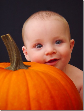 baby-and-pumpkin-3a