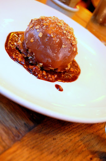 The infamous Lupa Tartufo - its the best dessert EVER!