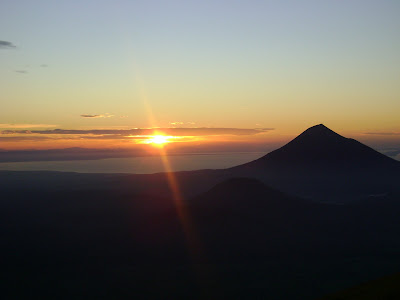 http://lh6.ggpht.com/_JhwvZZ52agw/SRDqhQLUfGI/AAAAAAAABzU/o337zfP_2uQ/s400/DSC00870.JPG