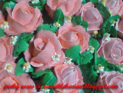 [pinky roses3[2].jpg]