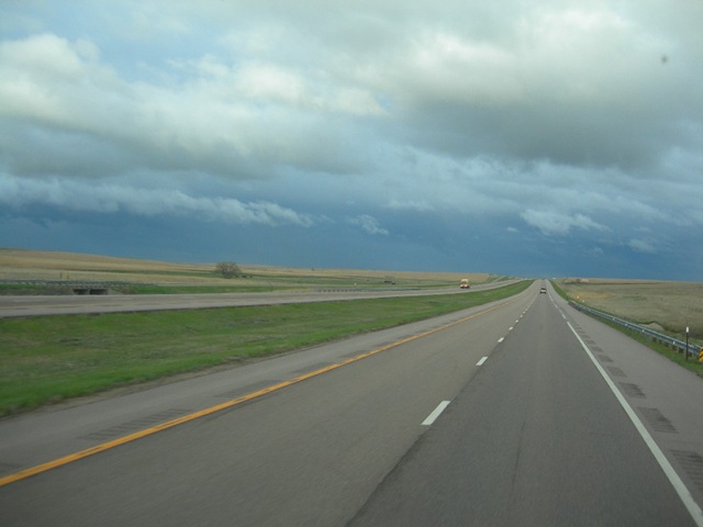 [kansas april (6)[2].jpg]