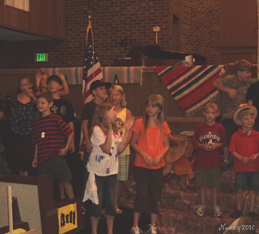 [June 2010 037[12].jpg]