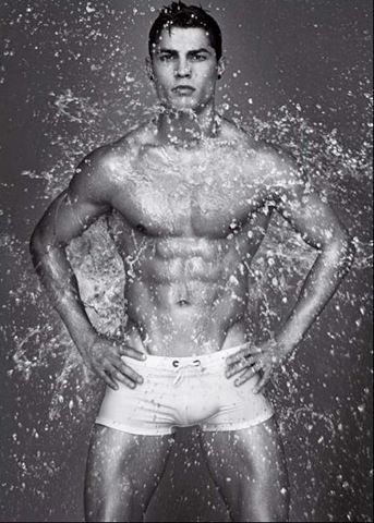 [cristiano-ronaldo010[5].jpg]