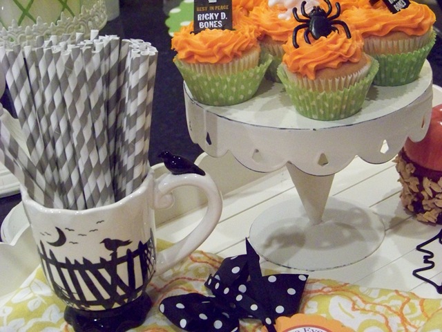 [Cupcake Papers and More 076[8].jpg]