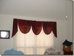 20100130_BedroomCurtain01