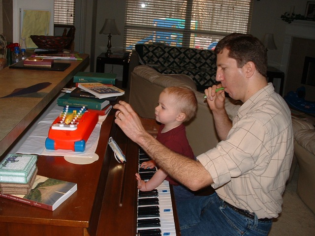 [20100130_JeffreyDaddyPiano[3].jpg]