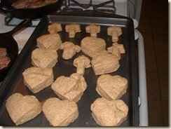 20100205_HeartCrossBiscuits01