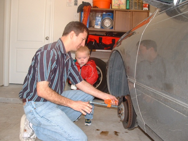 [20100206_WorkingOnBrakes02[3].jpg]