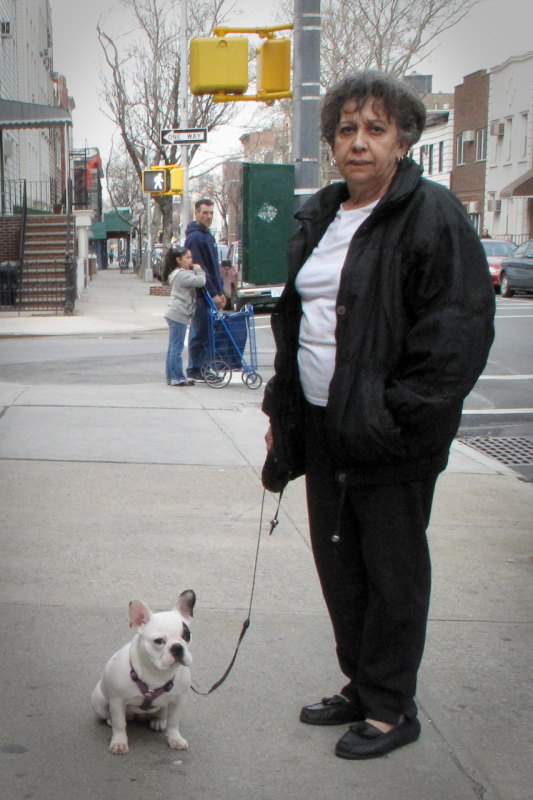 IMAGE: http://lh6.ggpht.com/_K75wcSwuXqU/SdznjdkIDuI/AAAAAAAAAQU/EUz5GCNrEoo/s800/Williamsburg-56.jpg