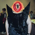 extrao-disfraz-y-extraa-persona.jpg