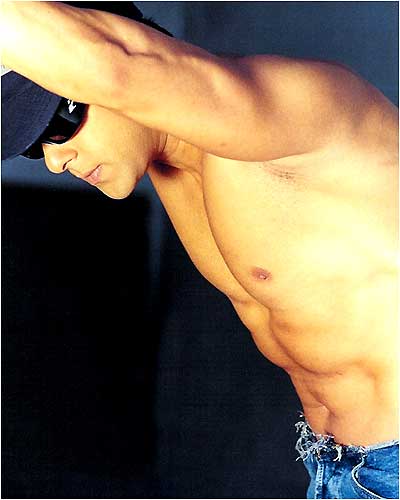 hot bollywood men for SBF GIRLS…….
