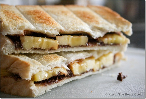 Banana & Choco Toasties3 Banana & Choco Toasties3