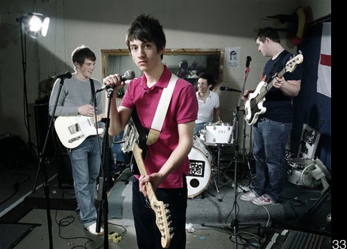 [arctic_monkeys_live[6].jpg]