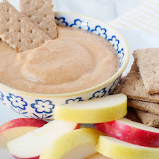 Healthy Pumpkin Pie Dip