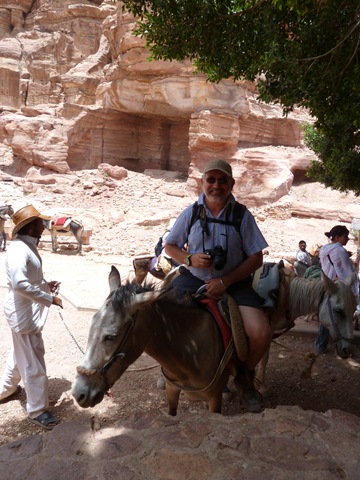 [Mule rider Petra[2].jpg]