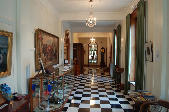 [Anderson Art Gallery Hall[2].jpg]