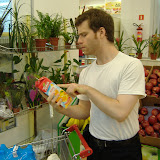 Reid is a health conscious shopper.