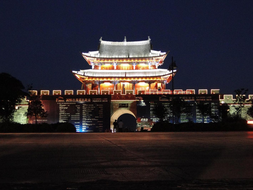[DSC011221.jpg]