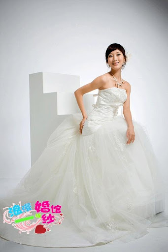 RWD-042 Romantic Wedding Dresses