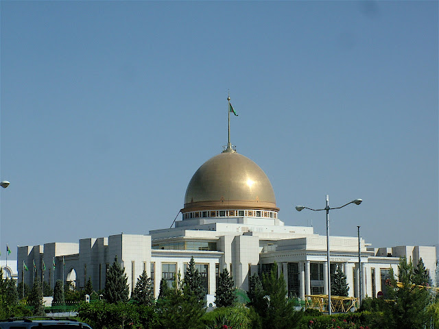 Туркменистан, июнь 2010. ТРАФФИК