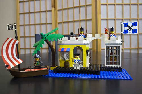 LEGO Lagoon Lock-Up