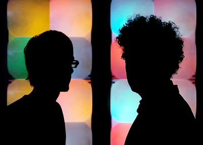 [simian-mobile-disco-live[18].jpg]