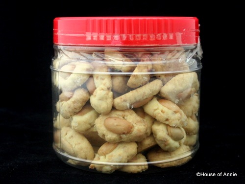 [almond cookies[2].jpg]