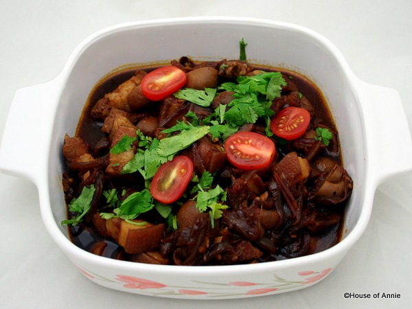 [Pork Belly Braised with Tomatoes in Soy Sauce[2].jpg]