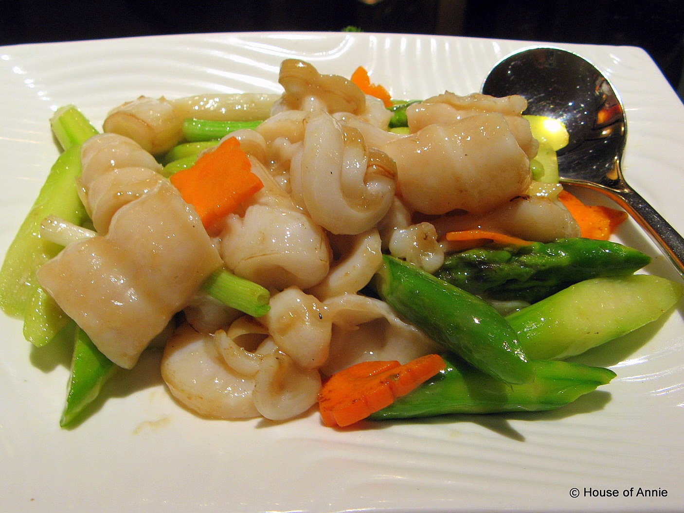 [bamboo clams and asparagus[2].jpg]