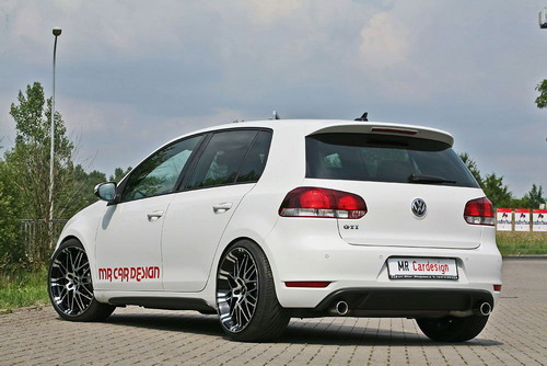 This time attention of masters of studio has involved new Golf VI GTI