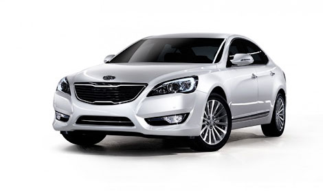 Kia has presented the successor of Opirus Sedan