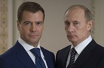 [putin_medvedev_0229[3].jpg]