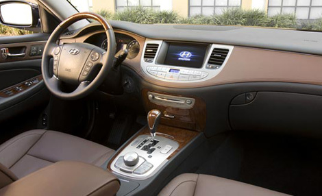 Hyundai Genesis 2010: ¡Sedán de lujo, al nivel de los mejores!