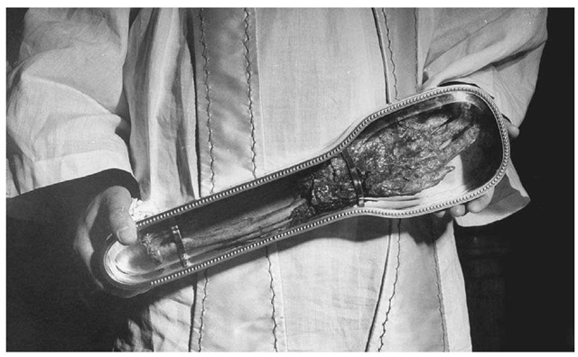 Xavier's Arm. Xavier died en route to China in 1552, and relics of the saint became sought-after spiritual commodities during the seventeenth century. The lower part of his right arm was sent to Rome, where it remains in a reliquary in the Church of Gesu.