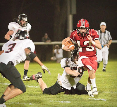 Hunter Joseph threw for 248 <br />and 2 scores (M. Foster)