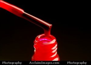 [0018-0401-3009-1656_red_dripping_nail_poilish_photo_photos_photographs_picture[1][4].jpg]