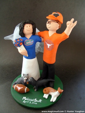 [Texas Longhorns Wedding Cake Topper[3].jpg]