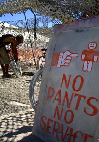 [No Pants No Service[4].jpg]