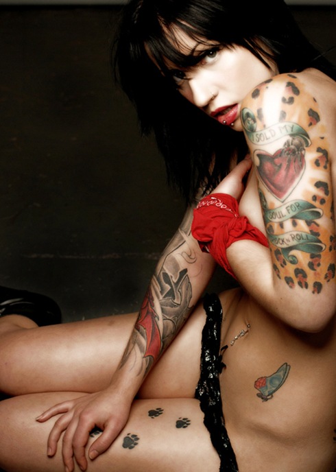 hot tattooed women.10