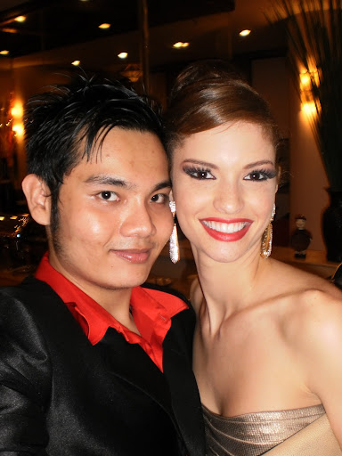 http://lh6.ggpht.com/_LwyOa_0TMyk/TPyM5XGYIaI/AAAAAAAAFsM/HwU_2YXD2lw/s512/PC050219.JPG
